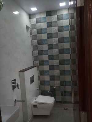 Bathroom in 2 BHK Builder Floor at Rohini Sector 8 – for Rent