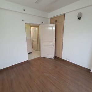 Room in 2 BHK Apartment at BPTP The Resort, Mortzapur – for Sale