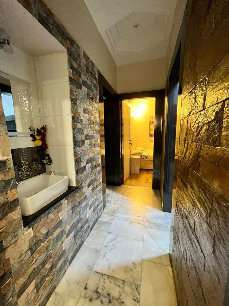  Parking, aundh 3 Bedroom 1450 Sq.Ft. Apartment In Aundh Pune 9258136