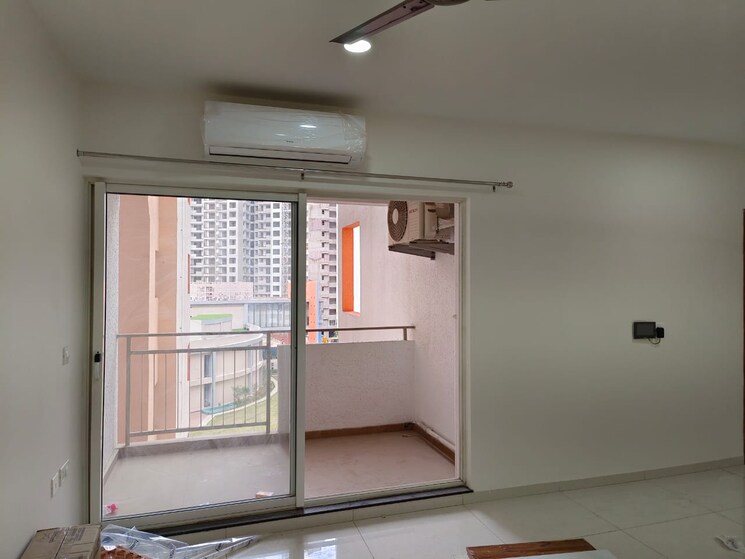 Room, indiabulls-centrum-park 4 Bedroom 2875 Sq.Ft. Apartment In Sector 103 Gurgaon 9258053