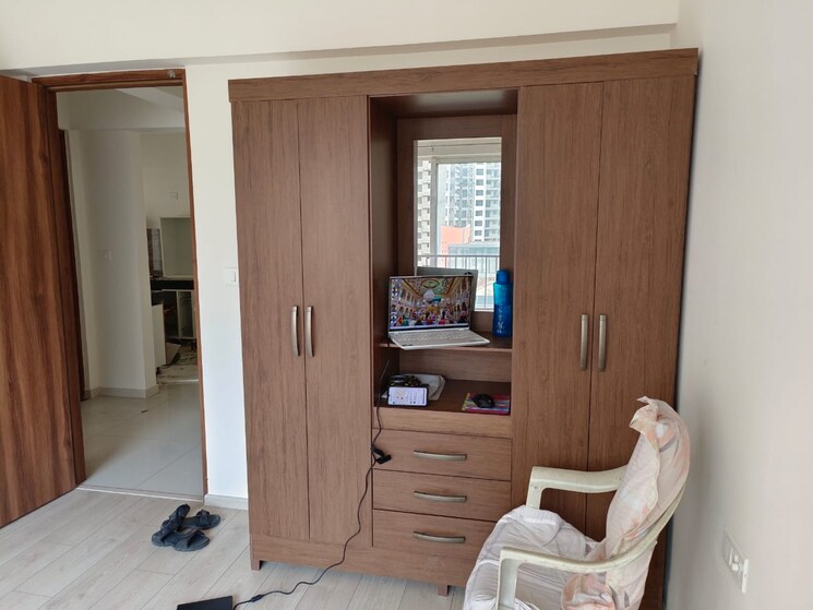 Living Room, indiabulls-centrum-park 4 Bedroom 2875 Sq.Ft. Apartment In Sector 103 Gurgaon 9258053