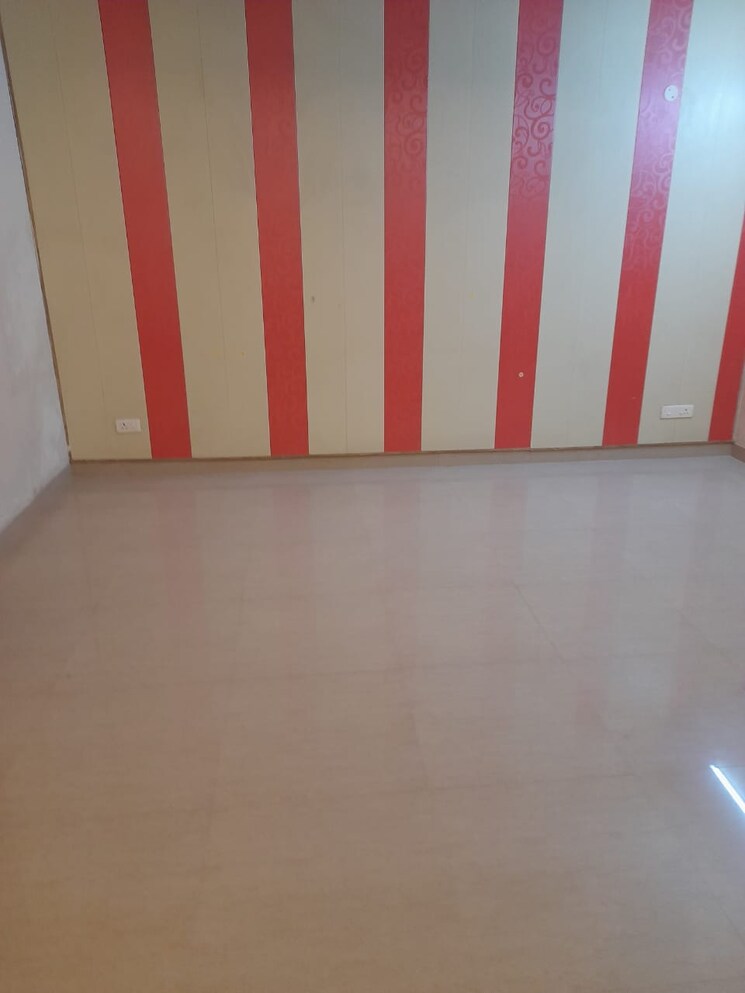 Room, pir machalla 3 Bedroom 1350 Sq.Ft. Apartment In Pir Machalla Zirakpur 9257922