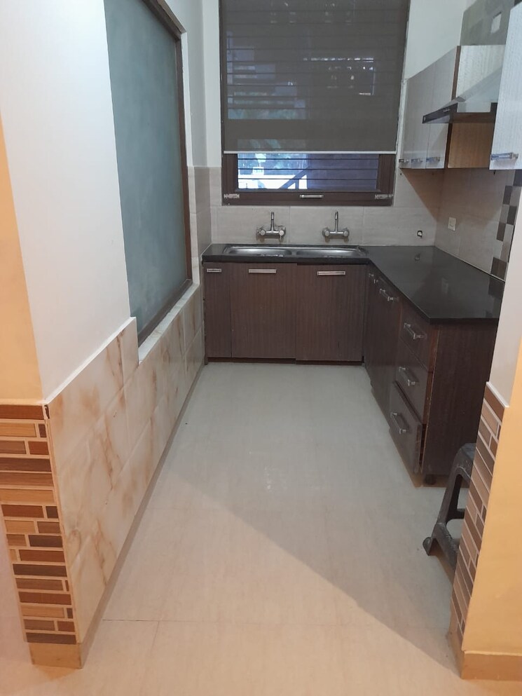 Kitchen, pir machalla 3 Bedroom 1350 Sq.Ft. Apartment In Pir Machalla Zirakpur 9257922