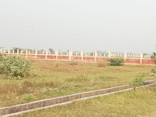 Plot For Sale in Omicron III Greater Noida