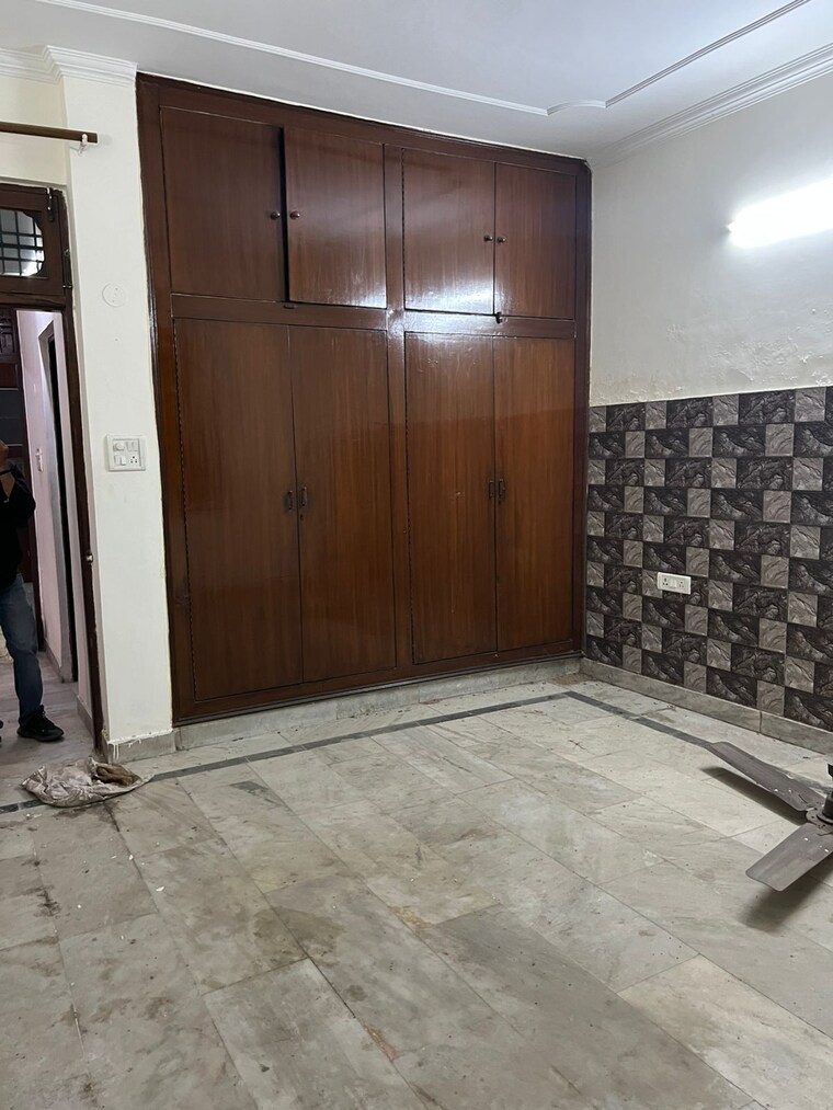 Room, saket 1 Bedroom 450 Sq.Ft. Builder Floor In Saket Delhi 9258169