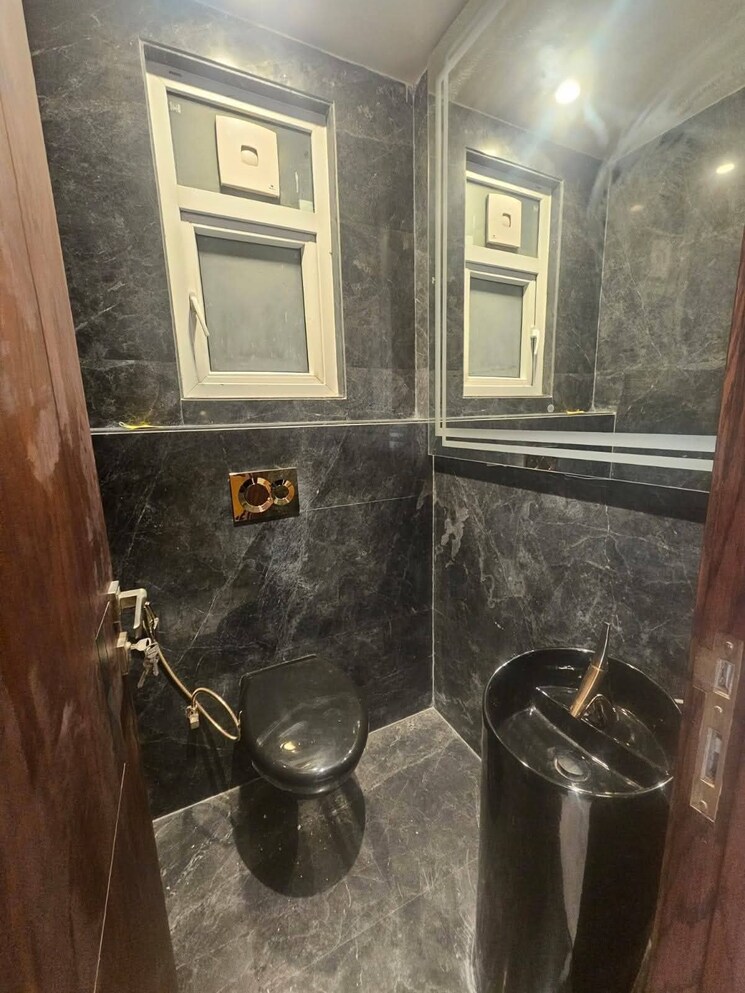 undefined, unitech-south-city-1 3 Bedroom 2245 Sq.Ft. Builder Floor In South City 1 Gurgaon 9258172