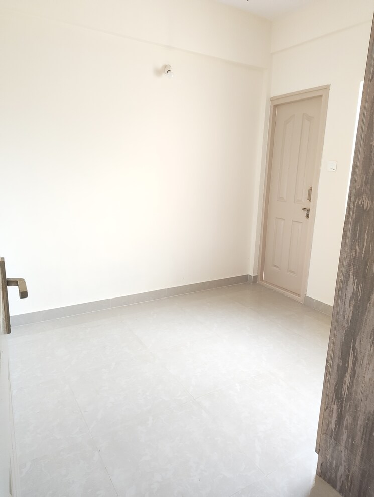 Room, dhiraan-newyork-meadows 2 Bedroom 1010 Sq.Ft. Apartment In Chandapura Bangalore 9258162