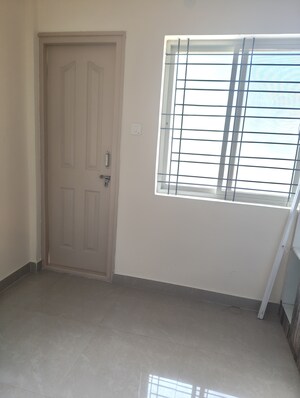 Room in 2 BHK Apartment at Dhiraan Newyork Meadows, Chandapura – for Sale