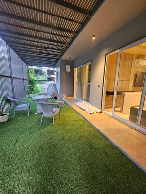 Balcony in 3 BHK Builder Floor at Unitech South City 1, South City 1 – for Sale