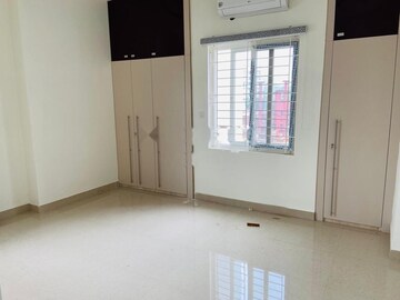 Room in 4 BHK Apartment at NCC Urban Gardenia, Gachibowli – for Rent