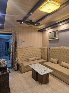 2.5 BHK + Extra Room Apartment For Sale in Divyansh Flora