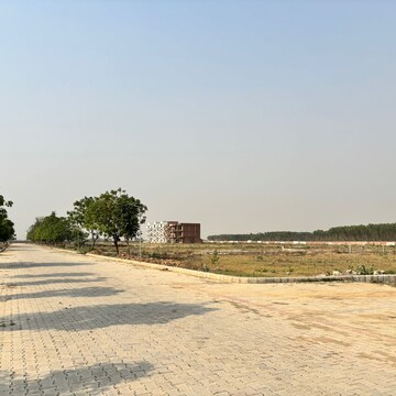  Plot For Sale in Sector 78