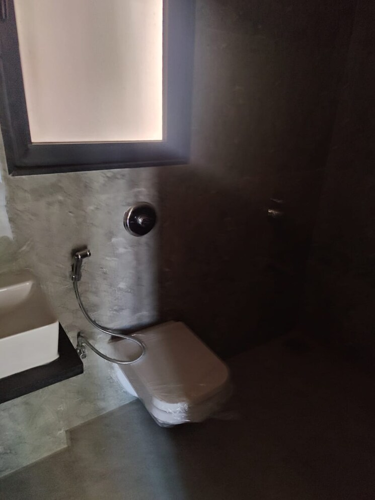 Bathroom, vtp-aethereus 2 Bedroom 662 Sq.Ft. Apartment In Mahalunge Pune 9258402