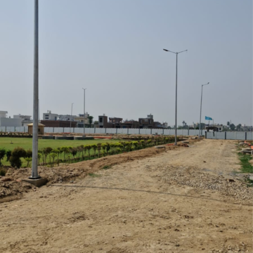  Plot For Sale in Sector 77