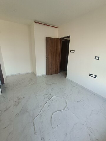 Room in 2 BHK Apartment at Sahajanand Athena, Goregaon West – for Rent