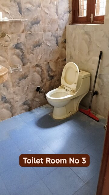 Bathroom in 3 BHK Independent House at Sector 50 – for Rent