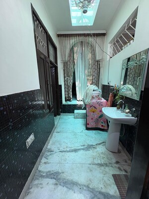 Bedroom in 6 BHK Independent House at Bharat Colony – for Sale