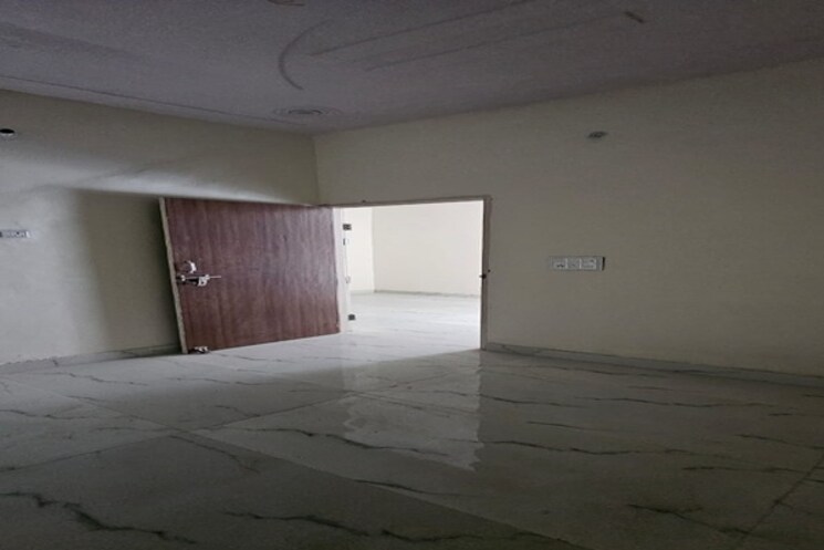 Room, chhapraula 3 Bedroom 53 Sq.Yd. Independent House In Chhapraula Greater Noida 9258789