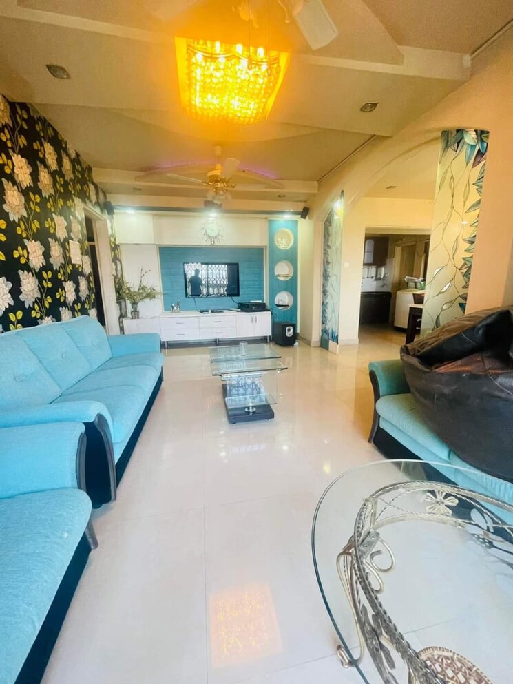 Team Area, ideb-villagio-toscana 3 Bedroom 35000 Sq.Ft. Apartment In Kondhwa Pune 9258858