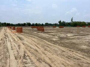  Plot For Sale in Pindra