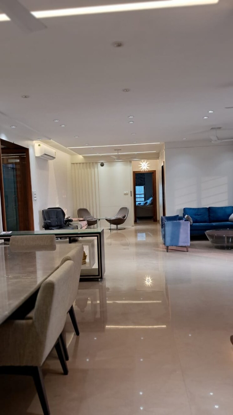 Living Room, oberoi-springs 5 Bedroom 2700 Sq.Ft. Apartment In Andheri West Mumbai 9258910
