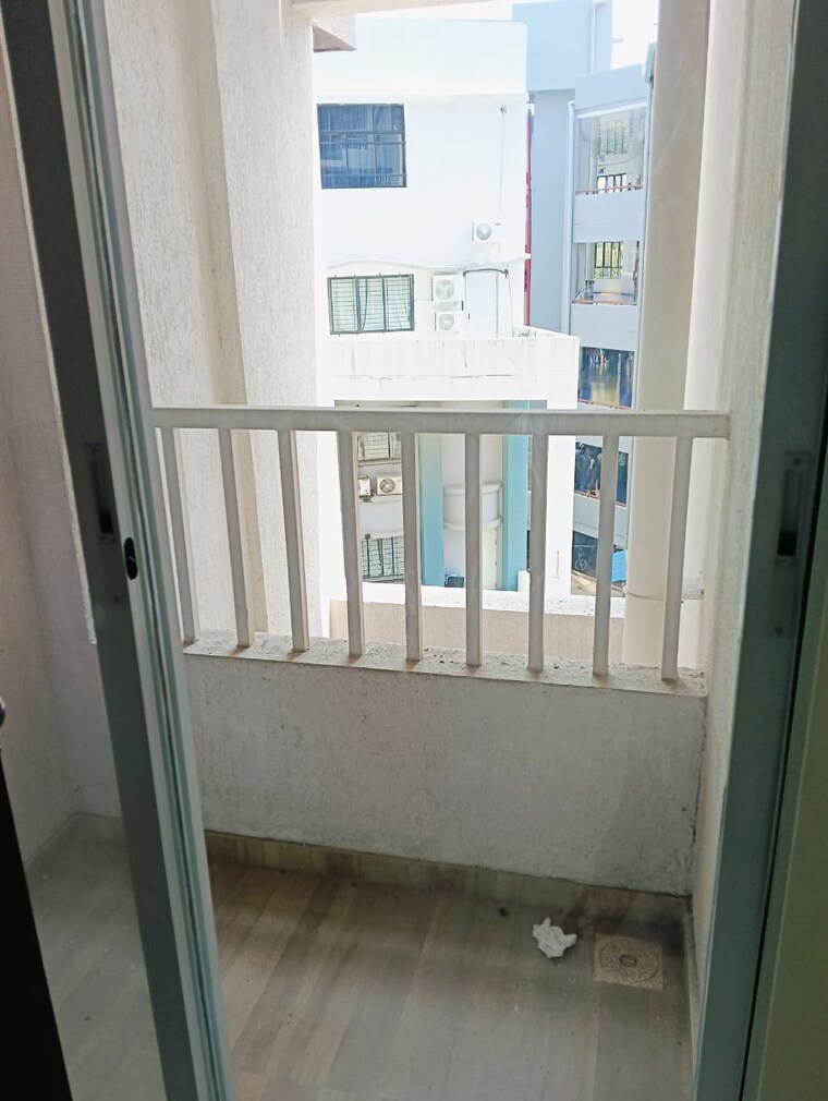 Balcony, jhamtani-vision-ace-phase-1 2 Bedroom 617 Sq.Ft. Apartment In Tathawade Pune 9258951
