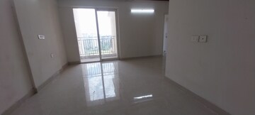Room in 3 BHK Apartment at Signature Global Golf Greens, Sector 79 – for Rent