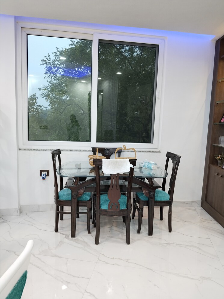 Dining area, shivalik colony 3 Bedroom 1800 Sq.Ft. Apartment In Shivalik Colony Delhi 9259118