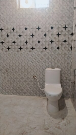 Bathroom in 2 BHK Independent House at Gomti Nagar – for Rent