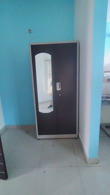 Room in 2 BHK Independent House at Gomti Nagar – for Rent