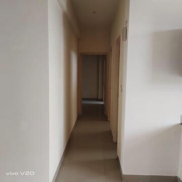 Room in 2.5 BHK Apartment at Signature The Serenas, Sohna Sector 36 – for Rent