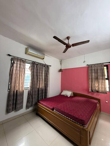 Bedroom in 3 BHK Apartment at Magarpatta Trillium, Hadapsar – for Rent