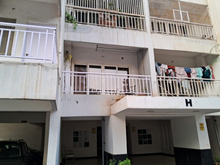 Exterior View, godrej-garden-city 2 Bedroom 1150 Sq.Ft. Apartment In Jagatpur Ahmedabad 9259330