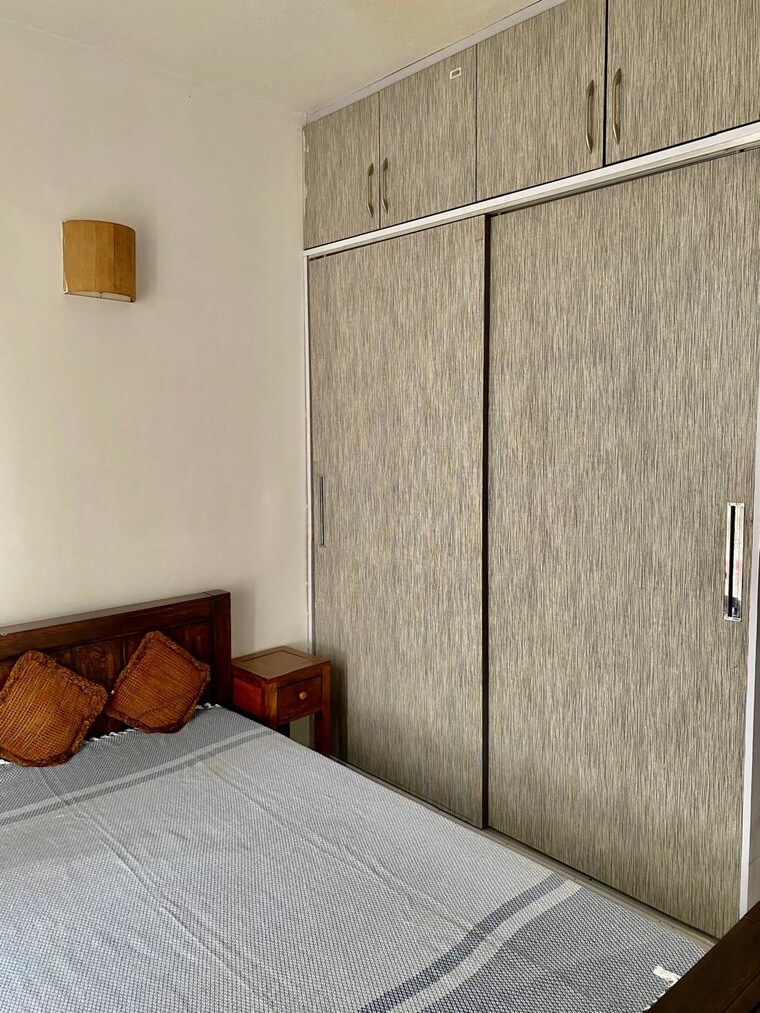 Room, emaar-emerald-estate 3 Bedroom 1395 Sq.Ft. Apartment In Sector 65 Gurgaon 9259475