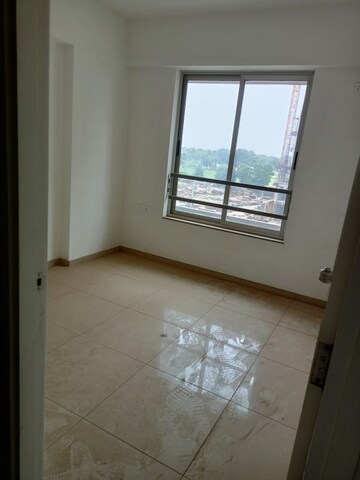Room in 3 BHK Apartment at Goyal Orchid Valley, Shela – for Rent