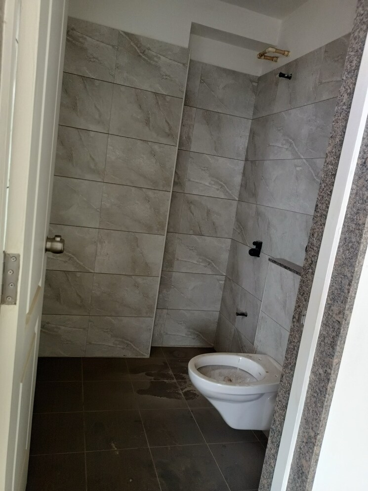 Bathroom, goyal-orchid-valley 3 Bedroom 1340 Sq.Ft. Apartment In Shela Ahmedabad 9259647