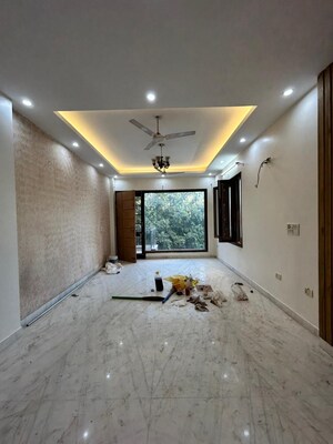 Room in 3 BHK Independent House at Sector 23 – for Rent