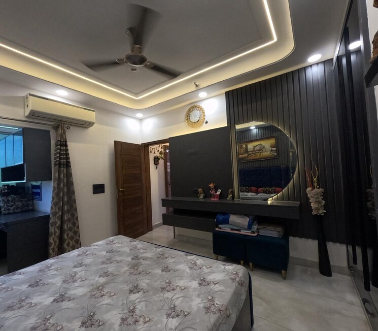 Bedroom, paramount-floraville 3 Bedroom 1685 Sq.Ft. Apartment In Sector 137 Noida 9259720