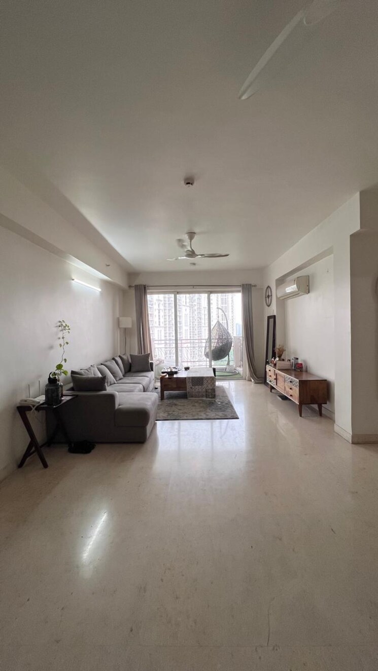 Living Room, dlf-regal-gardens 3 Bedroom 1730 Sq.Ft. Apartment In Sector 90 Gurgaon 9259716