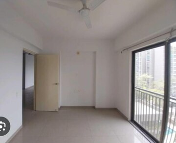 Room in 2 BHK Apartment at Aaryan Gloria, South Bopal – for Rent
