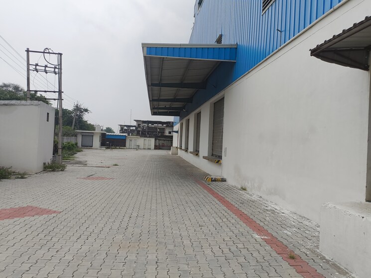  Parking, industrial area Commercial Warehouse 16000 Sq.Yd. In Industrial Area Mohali 9259763