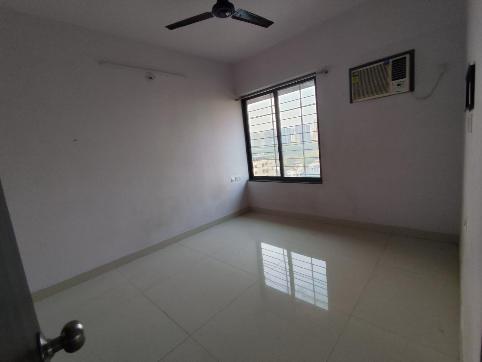 2 BHK + Pooja Room Apartment For Rent in Lodha Iris Majiwada Thane