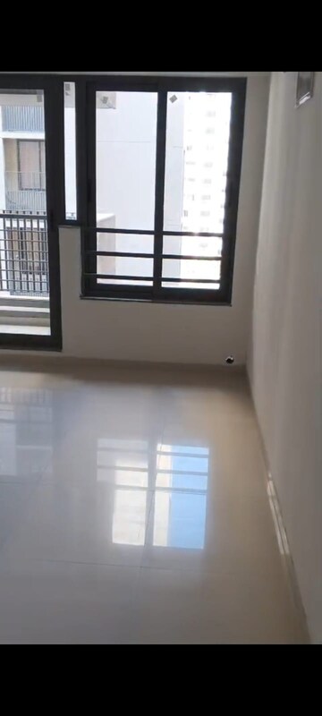 Room in 3 BHK Apartment at Shilp Revanta, Shela – for Rent