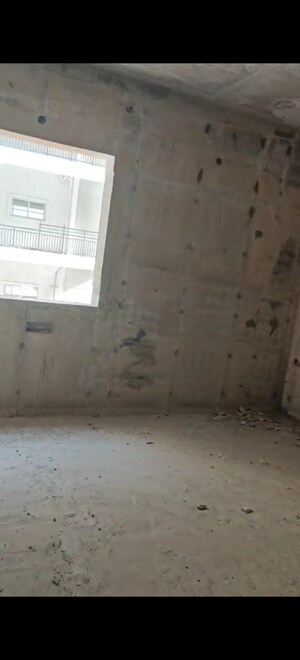 Room in 3.5 BHK Apartment at SMR Vinay Iconia Hyderabad, Kondapur – for Sale