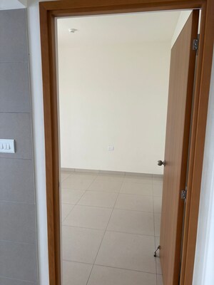 Room in 2 BHK Apartment at Sobha Dream Gardens, Thanisandra Main Road – for Sale