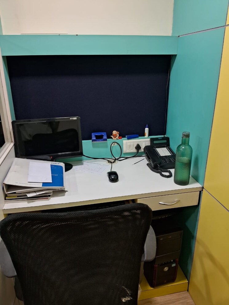 Team Area, mulund west Commercial Office Space 750 Sq.Ft. In Mulund West Mumbai 9259864