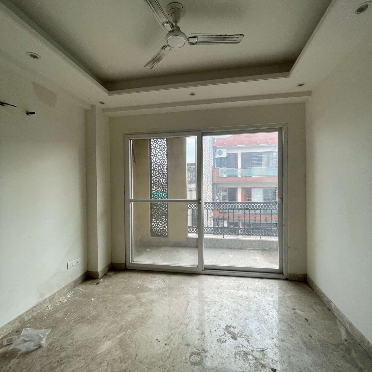 3 BHK + Pooja Room Apartment For Sale in Kalkaji