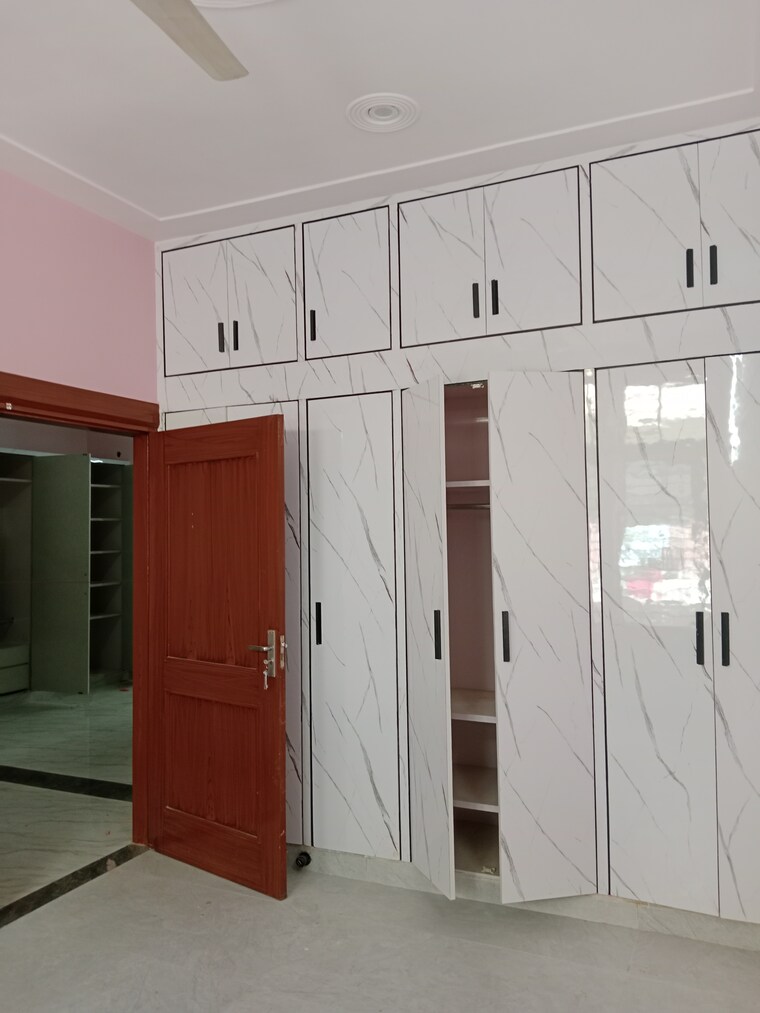 Room, huda 3.5 Bedroom 1903 Sq.Ft. Builder Floor In Huda Panipat 9259928