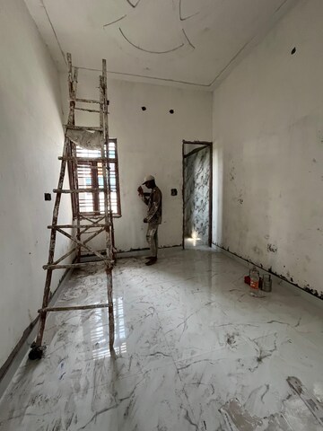 Room in 2 BHK Independent House at Shimla Bypass Road – for Sale