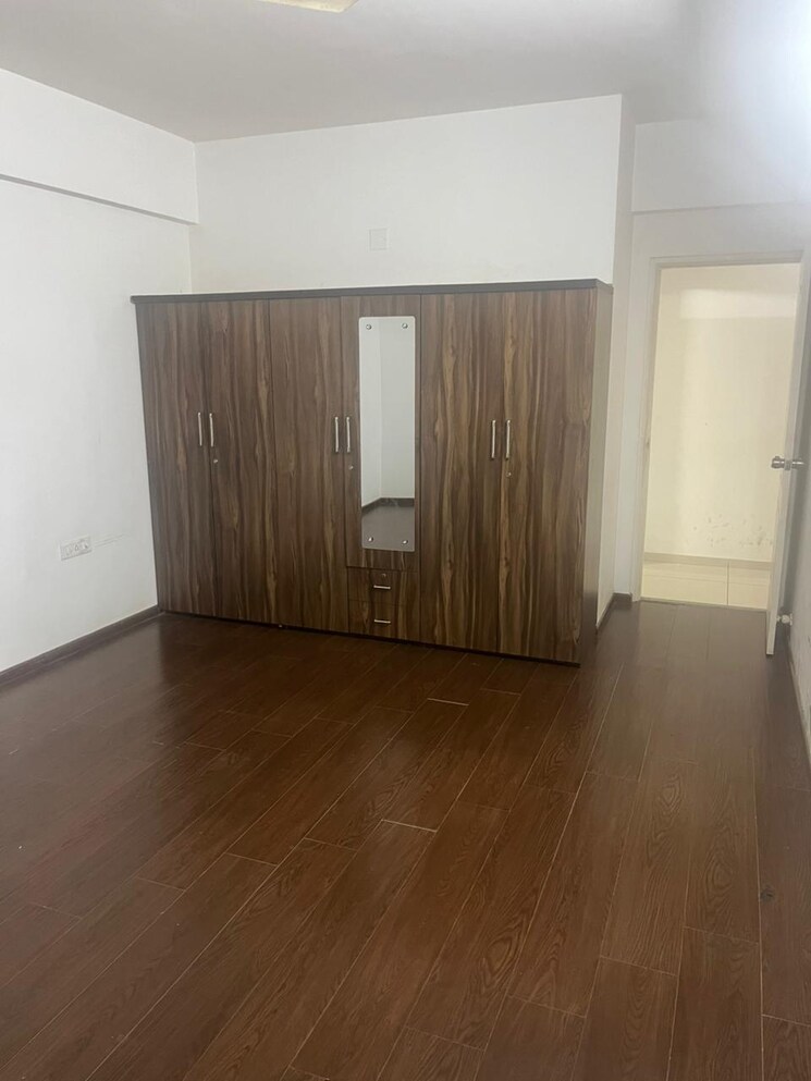 Room, shela 3 Bedroom 1985 Sq.Ft. Apartment In Shela Ahmedabad 9259938
